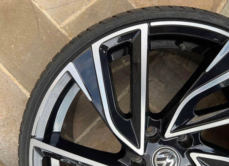 Rodas Volkswagen Golf Mk8 Passat Aro 20 5x112 (jogo) +Pneus Cor Preto Diamantado